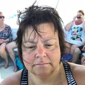 Meet your Posher, Brenda